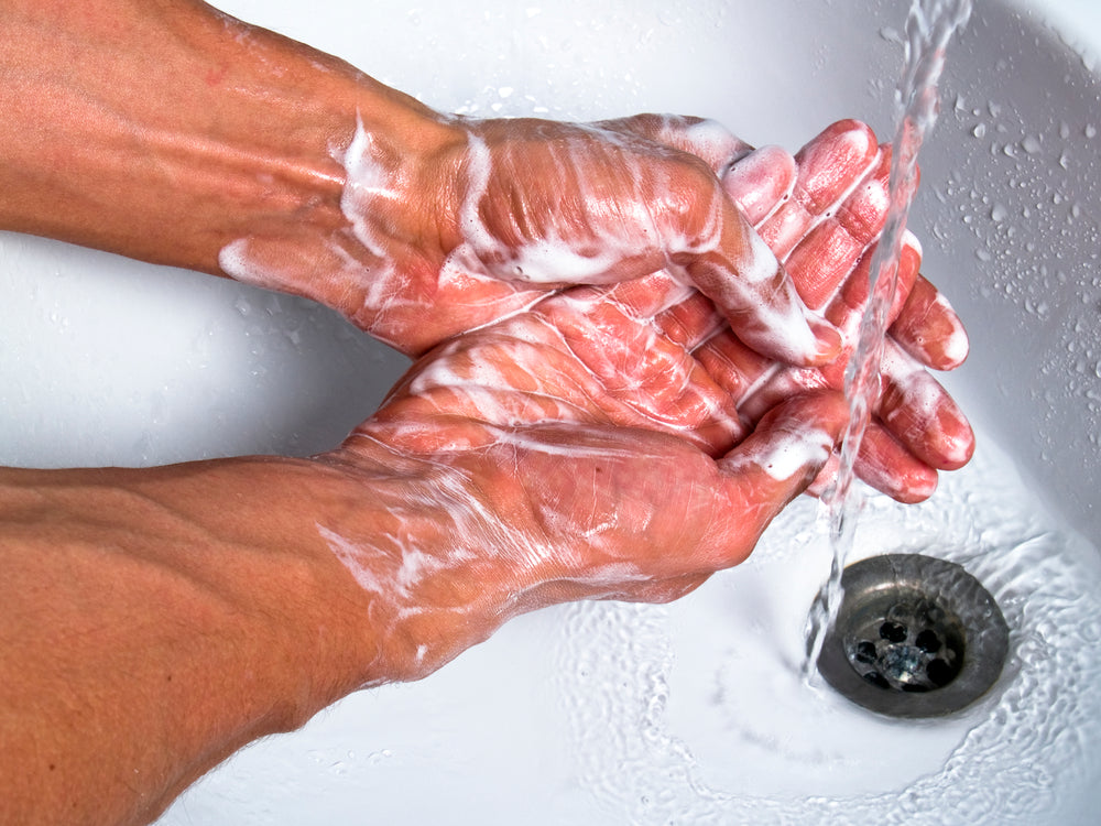 How to Prevent Dry, Cracked Winter Hands